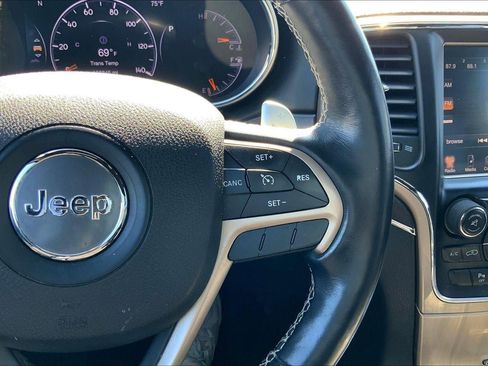 Used 2016 Jeep Grand Cherokee Limited AWD/4WD image 19