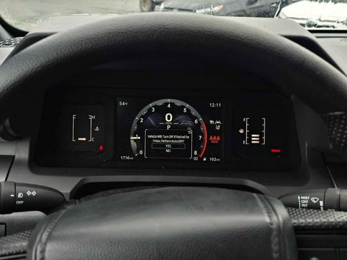 Certified 2025 Toyota Tacoma SR5 image 26