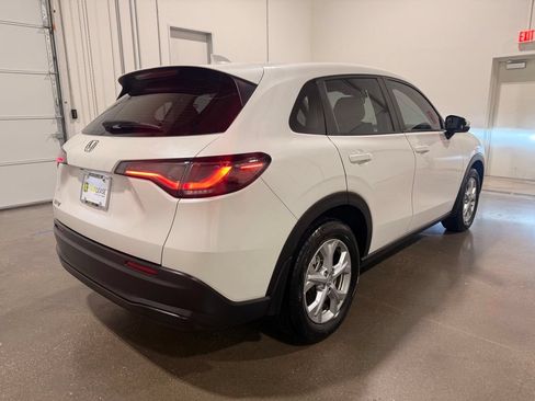 Used 2024 Honda HR-V LX image 5