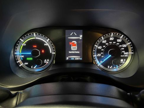 Used 2022 Toyota Highlander LE image 29