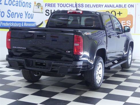 Used 2022 Chevrolet Colorado LT w/ LT Convenience Package AWD/4WD image 7
