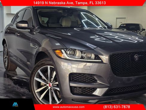 Used 2019 Jaguar F-PACE Prestige AWD/4WD image 3
