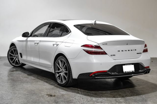 Used 2022 Genesis G70 2.0T w/ Prestige Package AWD/4WD image 13