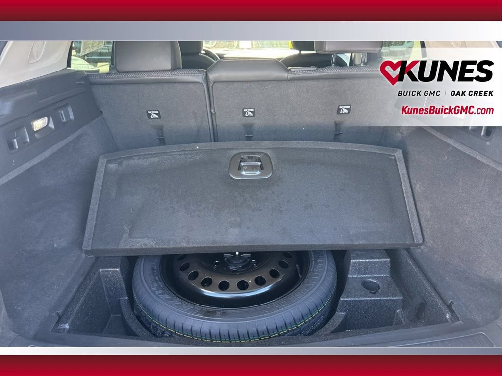 Used 2023 Buick Envision Preferred FWD image 38
