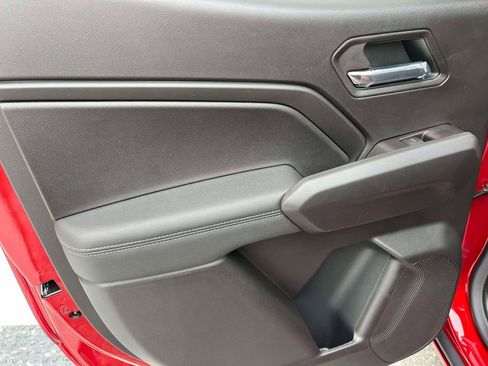 New 2026 GMC Canyon Elevation w/ Convenience Package image 16