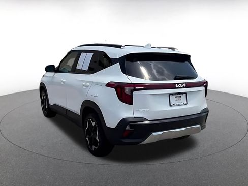 Used 2025 Kia Seltos S FWD image 11