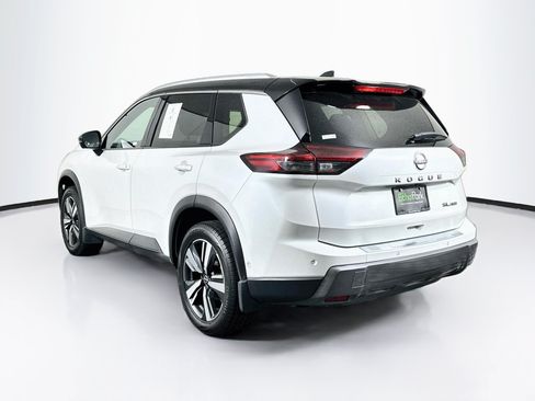 Used 2024 Nissan Rogue SL w/ SL Premium Package AWD/4WD image 5