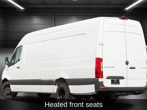 Used 2024 Mercedes-Benz Sprinter 3500 image 11