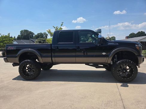 Used 2015 Ford F250 King Ranch w/ FX4 Off-Road Package AWD/4WD image 6