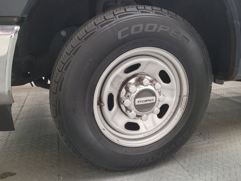 Used 2021 Ford F250 XL w/ Power Equipment Group RWD image 31