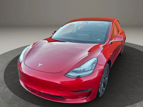 Used 2018 Tesla Model 3 Long Range image 1