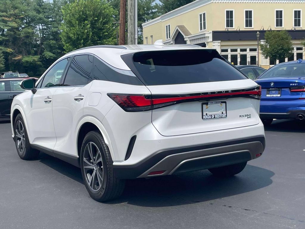 Used 2026 Lexus RX 350 Premium w/ Accessory Package (2T) AWD/4WD image 6