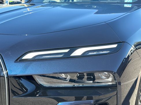 New 2026 BMW 750e xDrive 750e xDrive image 9