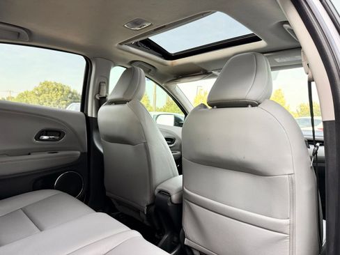 Used 2021 Honda HR-V EX-L image 19