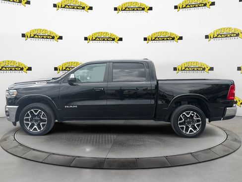 Used 2025 RAM 1500 Laramie AWD/4WD image 2