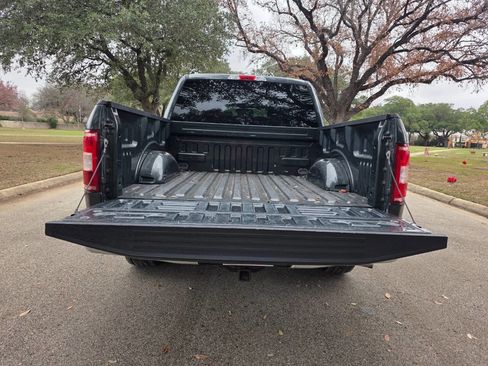 Used 2018 Ford F150 XLT w/ Equipment Group 301A Mid RWD image 4