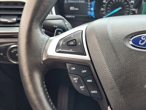 Used 2016 Ford Fusion Titanium FWD image 30