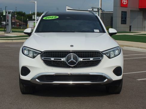 Used 2025 Mercedes-Benz GLC 300 image 24