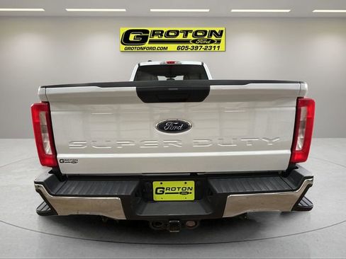 Used 2023 Ford F350 XLT w/ FX4 Off-Road Package image 3