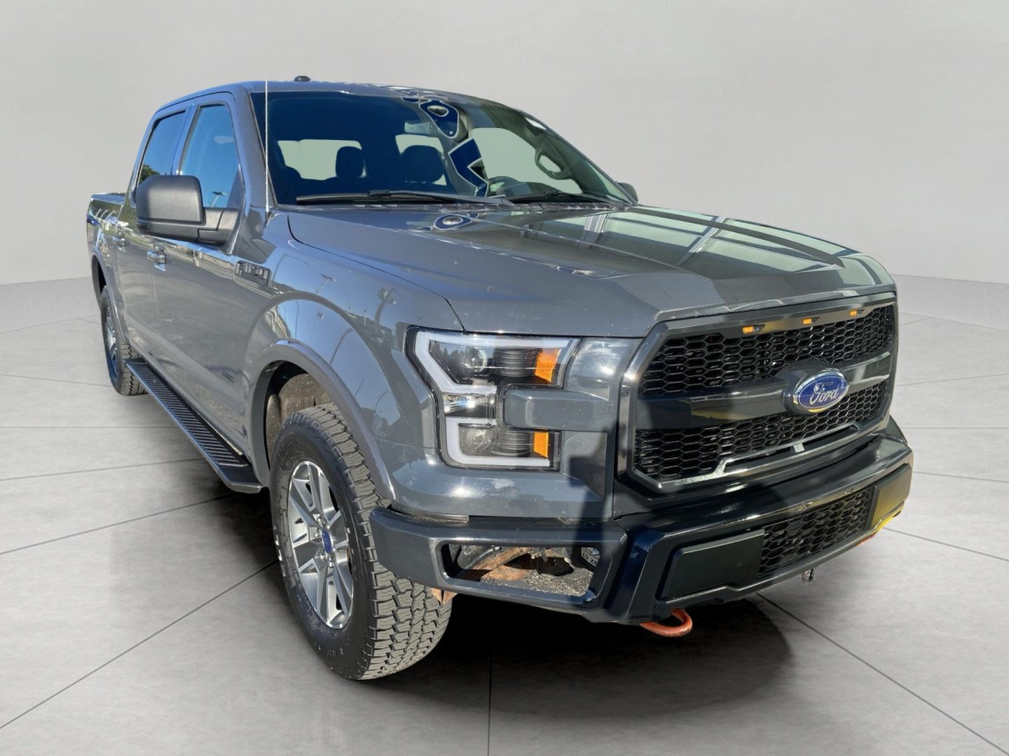 Used 2016 Ford F150 XLT w/ Equipment Group 302A Luxury AWD/4WD image 1