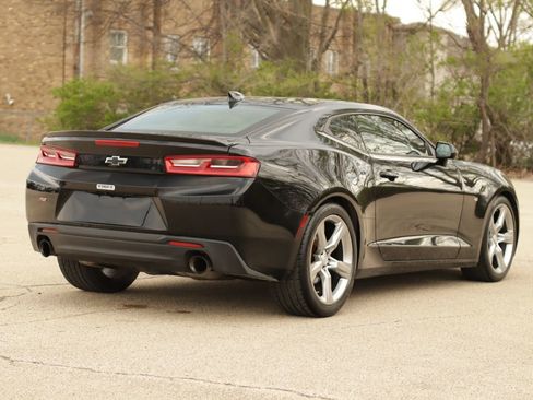 Used 2017 Chevrolet Camaro LT w/ RS Package image 7