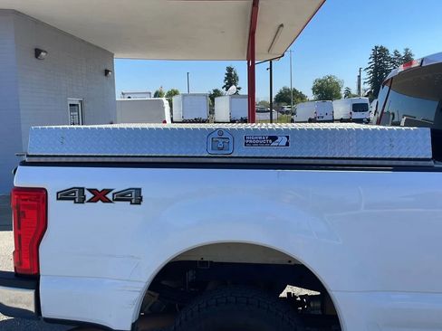 Used 2019 Ford F250 XL w/ STX Appearance Package AWD/4WD image 18