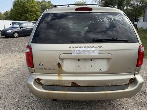 Used 2007 Dodge Grand Caravan SXT FWD image 4