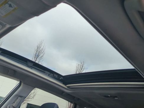 Used 2015 Subaru Forester 2.5i Premium image 18