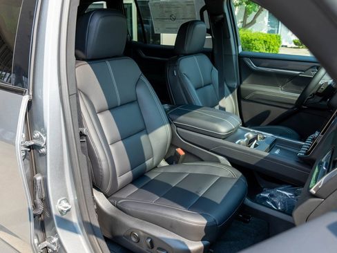 New 2026 GMC Acadia Elevation w/ Black Edition image 9