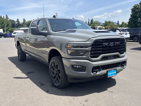 New 2026 RAM 3500 Laramie AWD/4WD image 7