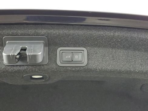 Used 2024 Audi A6 3.0T Prestige image 22