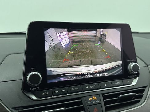 Used 2023 Nissan Altima 2.5 SV image 11