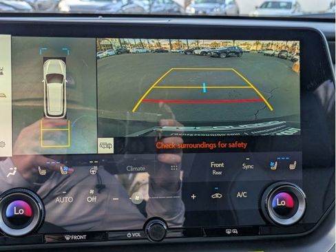 New 2026 Lexus TX 500h AWD image 22