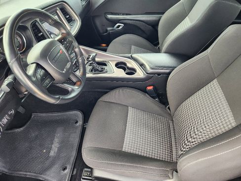 Used 2022 Dodge Challenger GT image 13