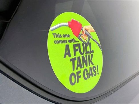 Used 2022 Chevrolet Tahoe Z71 w/ Z71 Off-Road Package image 34