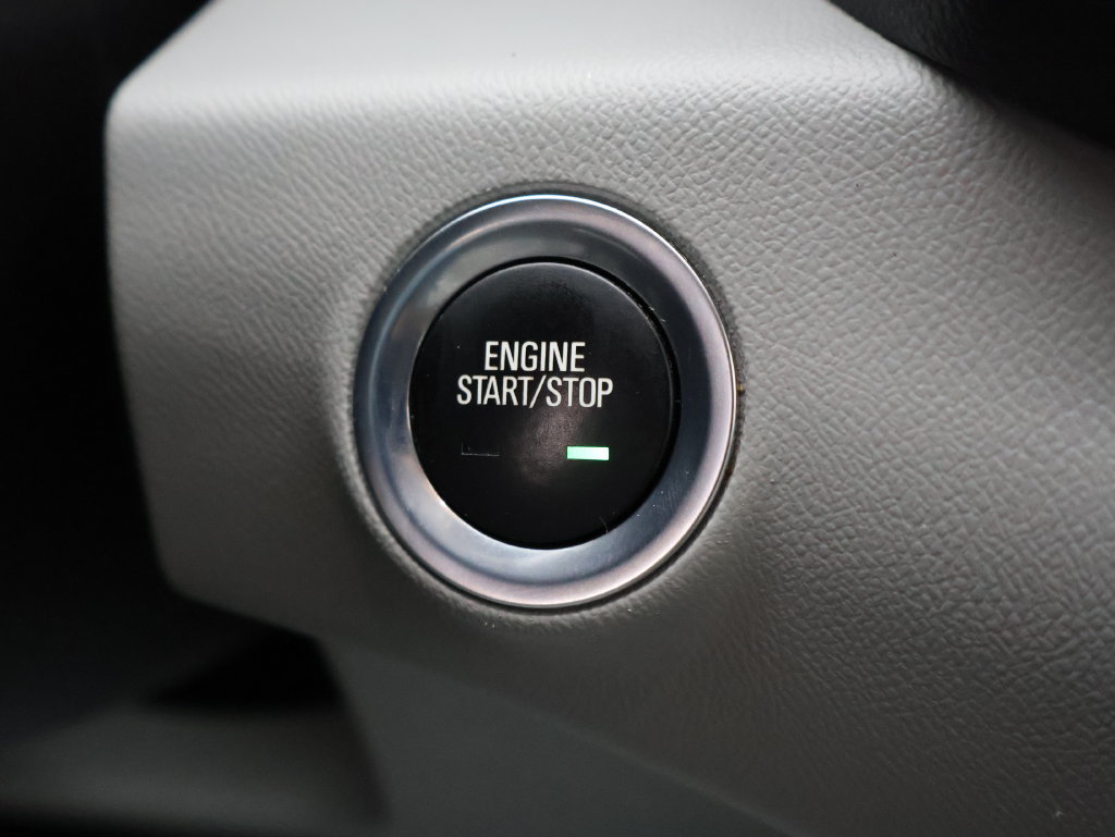 Certified 2024 GMC Terrain SLT FWD image 18
