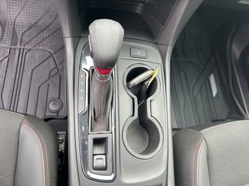 Used 2023 Chevrolet Equinox RS w/ LPO, Floor Liner Package image 19