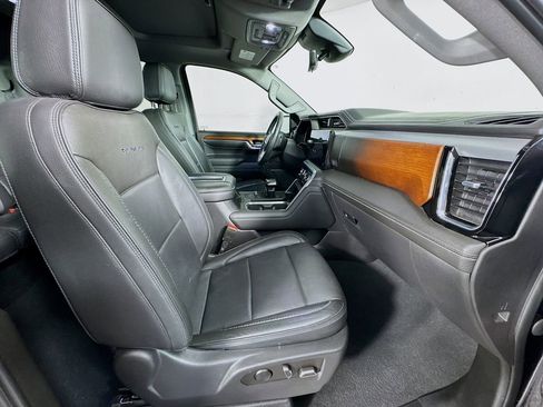 Used 2022 GMC Sierra 1500 Denali w/ Denali Reserve Package image 33