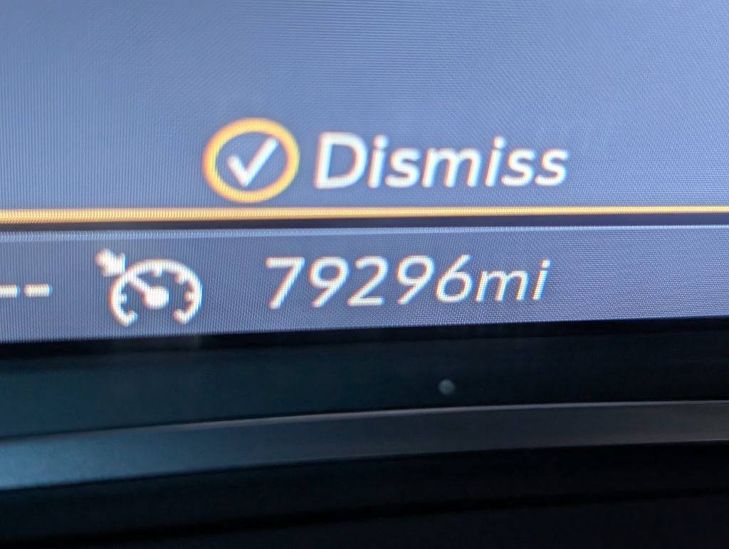 Used 2019 Chevrolet Blazer LT w/ Sound & Technology Package FWD image 27