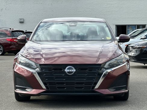 Used 2023 Nissan Altima 2.5 SV image 10