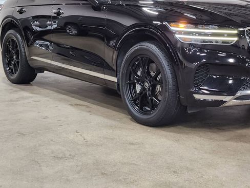 Used 2024 Genesis GV70 2.5T w/ Select Package image 16