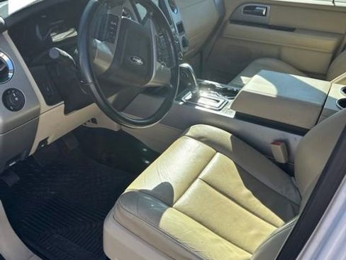 Used 2015 Ford Expedition Limited w/ Equipment Group 301A RWD image 7