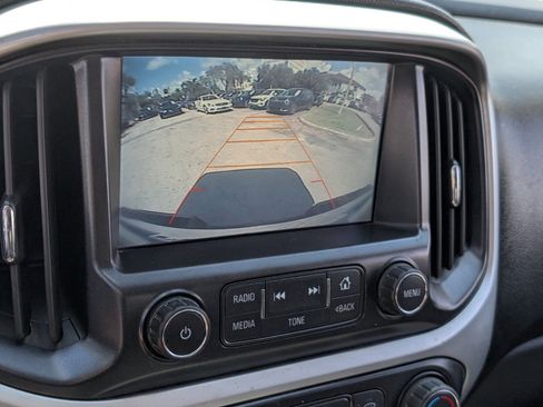 Used 2016 Chevrolet Colorado LT w/ LT Convenience Package image 22