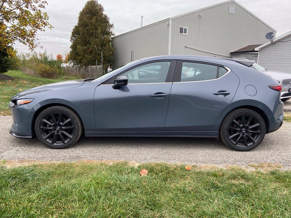 Used 2023 MAZDA MAZDA3 Hatchback w/Premium Plus Pkg AWD/4WD image 2