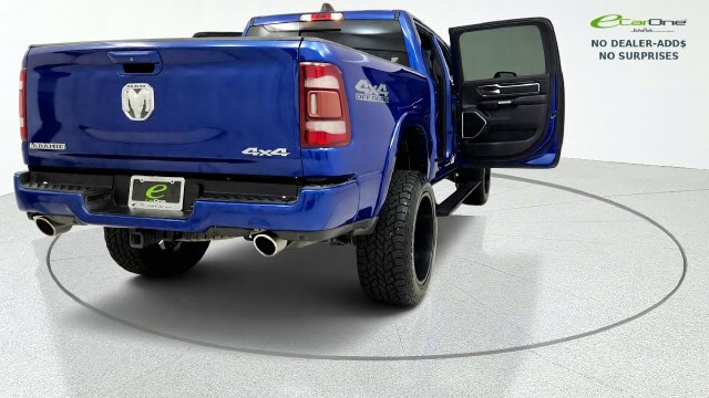Used 2019 RAM 1500 Laramie w/ Sport Appearance Package AWD/4WD image 17