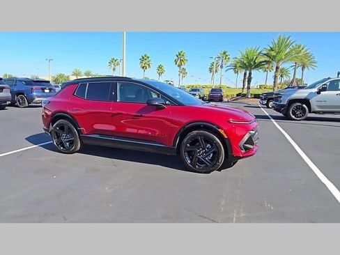 New 2026 Chevrolet Equinox EV RS image 29