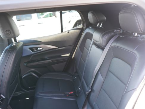 Used 2024 Chevrolet Equinox EV LT FWD image 20