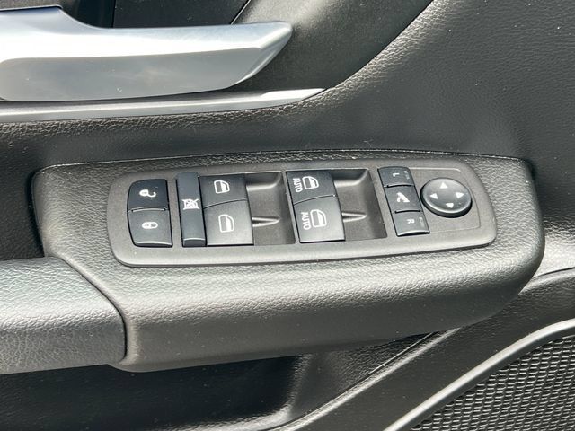 Used 2023 RAM 1500 Big Horn AWD/4WD image 18