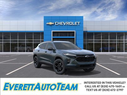 New 2026 Chevrolet Trax LT w/ Driver Confidence Package