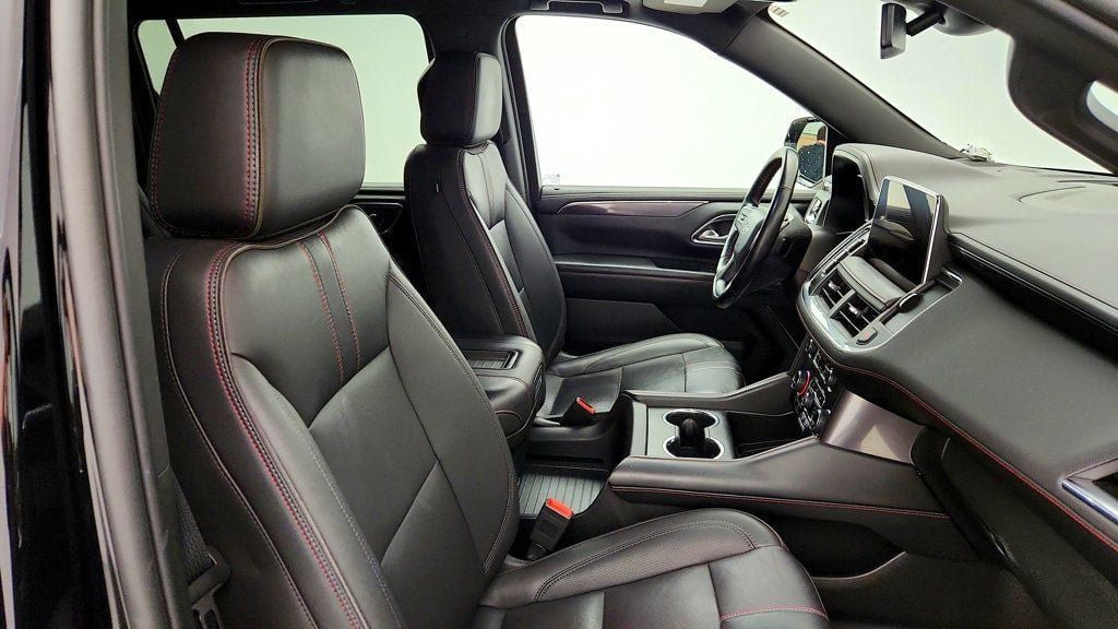 Used 2024 Chevrolet Suburban RST w/ Luxury Package AWD/4WD image 24